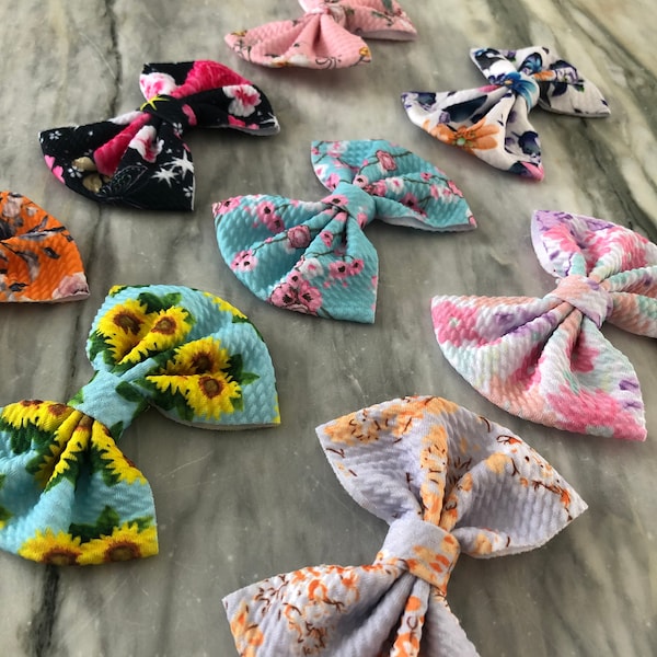 4.5 Inch Floral Print Bows, Flower Print Bows, Clip, Headband Large Boho Bows, Soft Fabric Toddler Bow, Baby Hair Bows