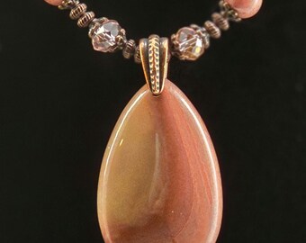 242 Pink Banded Agate Jewelry Set – Necklace & Earrings