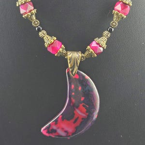 139 Mystic Fushia Calsilia Gemstone Pendent with Matching 21" Necklace and Earrings