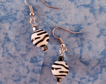 Acylic Bead Earrings - Zebra - Animal Print - Silver Tone Accent