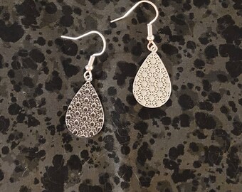 Filigree Teardrop Earrings - Silver Tone