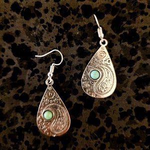 Paisley Teardrop with Imitation Turquoise Earrings - Antique Silver Tone