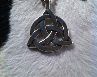 Celtic Knot (Trinity) Necklace - Silver Tone