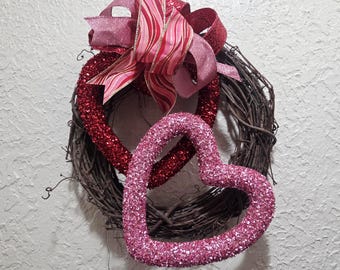 Tinsel Heart Wreath - Valentine's Day - Grapevine