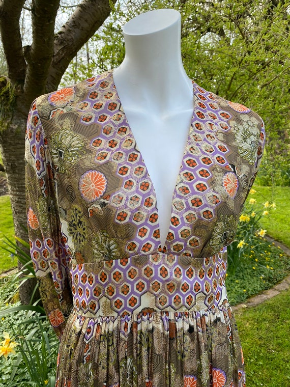 Sensational 1970s Maxi Dress in Metallic Fabric - image 4