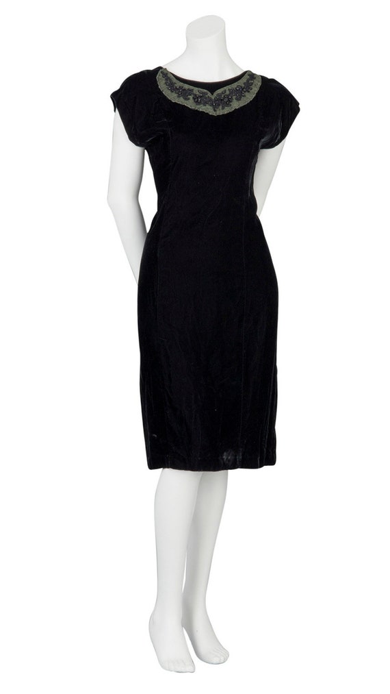 Bombshell 1960s Black Velvet Embellished Cocktail… - image 4