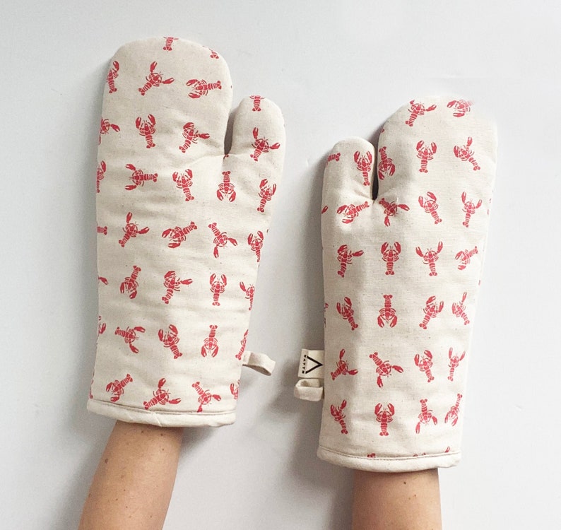 Natural Cotton Oven Mitt Set Dancing Lobsters Pattern Unisex Cotton Canvas image 1