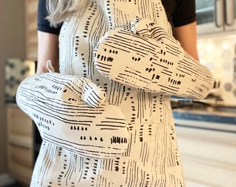 Apron and Oven Mitt Set | Unisex | Abstract Pattern | Natural Cotton Canvas
