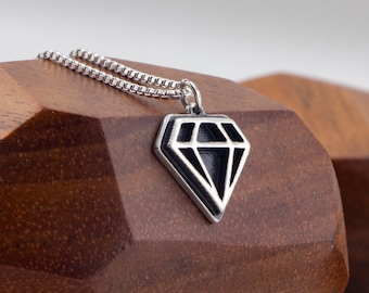 Collar con colgante en forma de diamante, colgante geométrico en cadena de plata de ley, collar triangular de plata oxidada