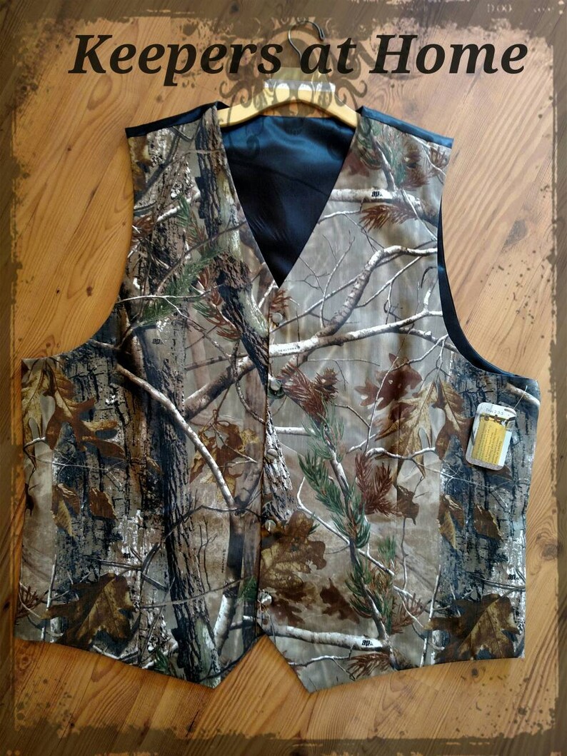 Vests/ Men�s Vests/ Wedding/Realtree Camo twill Vest for