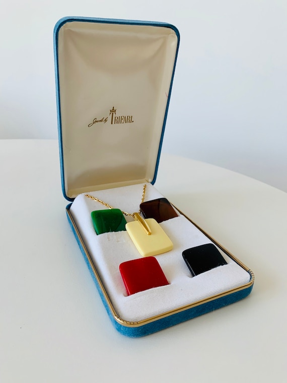 Vintage 2024 trifari necklace