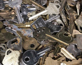 KEYS, Key Assortment, Some Nice Old Patina'd Keys - assemblage, craft, steampunk, multi-media supplies