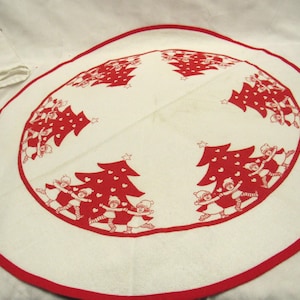 Mini Tree Skirt, Miniature Cloth Christmas Tree Skirt