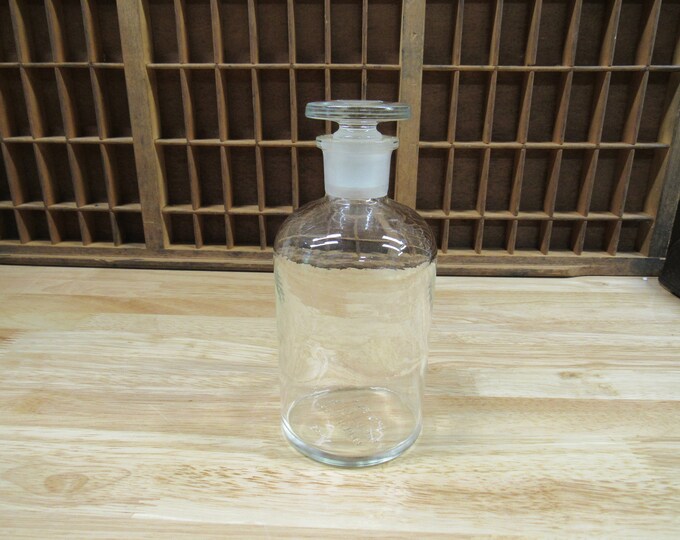 Clear Pyrex Bottle, Clear Pyrex Lab Bottle, Clear Pyrex Apothecary