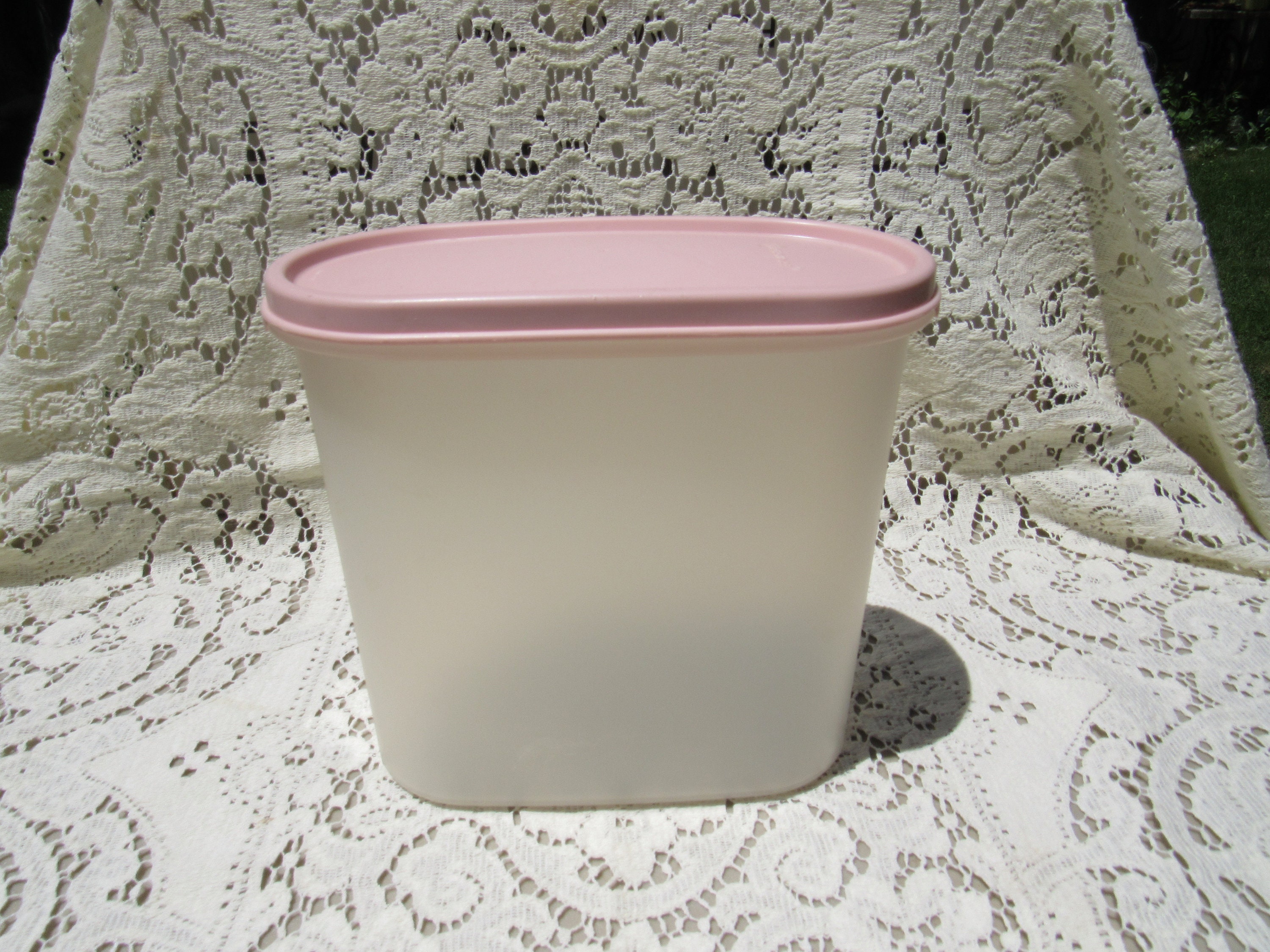 Pink Tupperware 1613, Pink Oval Tupperware Storage Container
