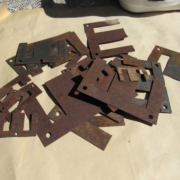 Rusty Metal "E's", 20 E Shaped Rusty pieces, Random Sizes-assemblage, steampunk supplies, craft supplies