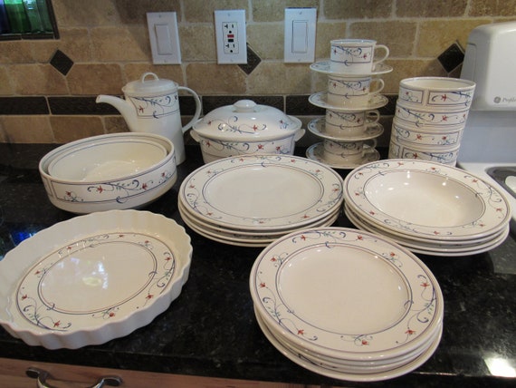 Mikasa Intaglio Annette 4 Mikasa Annette Soup Plates Soup Etsy