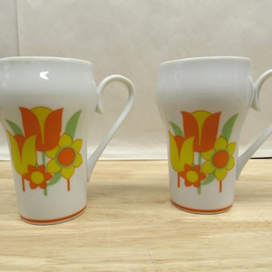 Flower Power Mugs, 2 Vintage Retro Coffee Mugs with Orange and Yellow Flowers