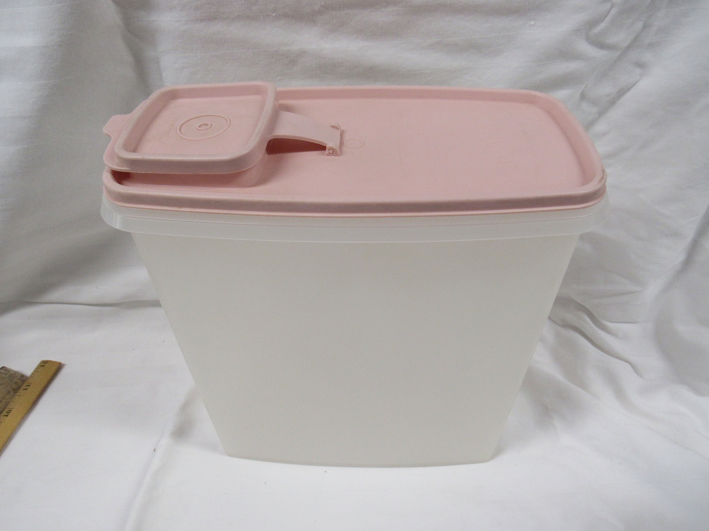 Set Of 2 Large Tupperware Cereal Storage Container #1588 W/lid #1590 Beige