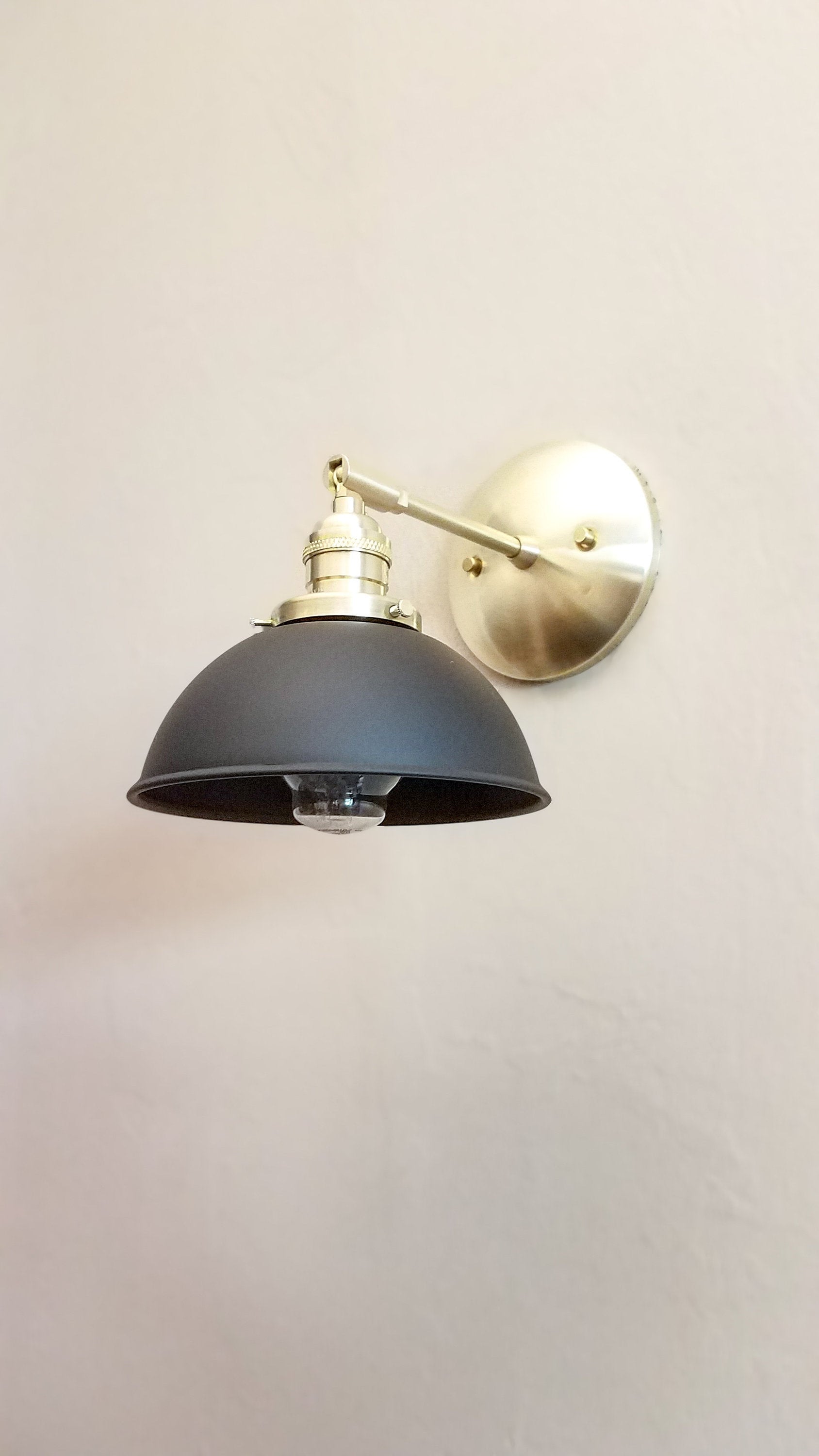 Modern adjustable wall light Clearance