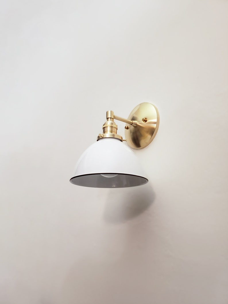 brushed brass sconce lighting