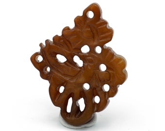 Vintage echte braune Jade Karneol Anhänger, geschnitzte Anhänger, florale Schnitzereien 32 x 40 mm 1Stk