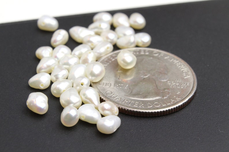 White Freshwater Pearls Approx. 5mm 10pcs image 2