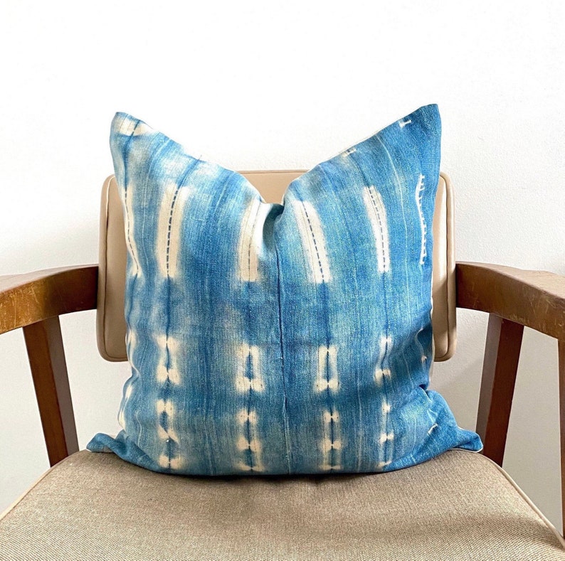 Vintage Samor Indigo Pillow Cover