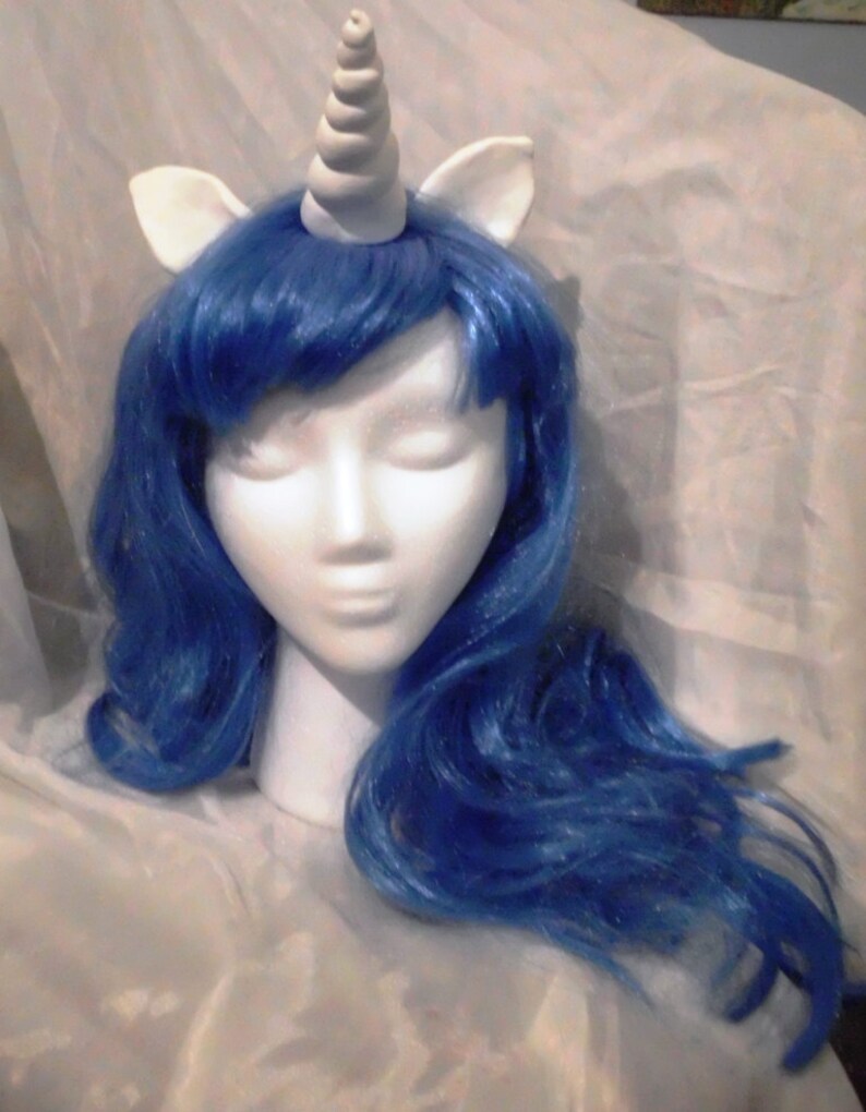 unicorn wig with horn