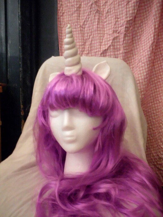 perruque mauve