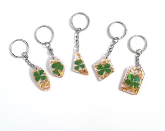 Real Four Leaf Clover Keychain: Holographic Lucky Charm, St Patrick's Day Gift