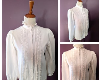 Vintage 70's Blouse, 1970s White Boho Blouse, Broderie Anglaise,  Frill Prairie Ruffle Top,  Victorian High Neck Western Blouse size 12