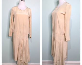 Antique 1920s Cream Silk Flapper Dress: Art Deco Gatsby Style, Size S