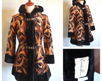 Vintage 1970s Faux Fur Coat, 70s  Penny Lane Coat, 70s Carpet Coat, ' COUNTRY PACER ' Coat, Brown Geometric Black,  Hooded Coat - Size S