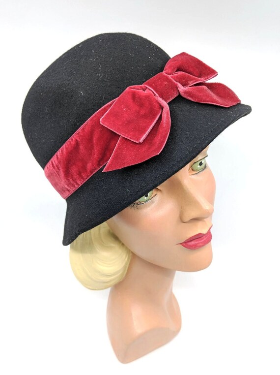 1960s VINTAGE Red Wool Bow Cloche Hat Vintage 1960s Hat, Ritz Raspberry Red With Veil Trim and Bow  main image 4