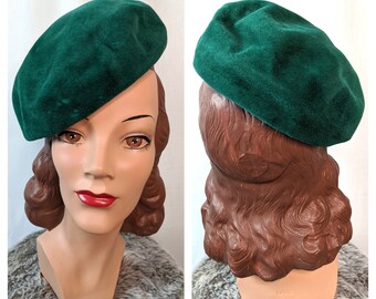 Vintage 60s Beret Hat 1960s  Green Hat Kelly 1960s Fur Felt Hat 60s Beret hat Vintage  Winter hat Fall Retro 60s Mod hat