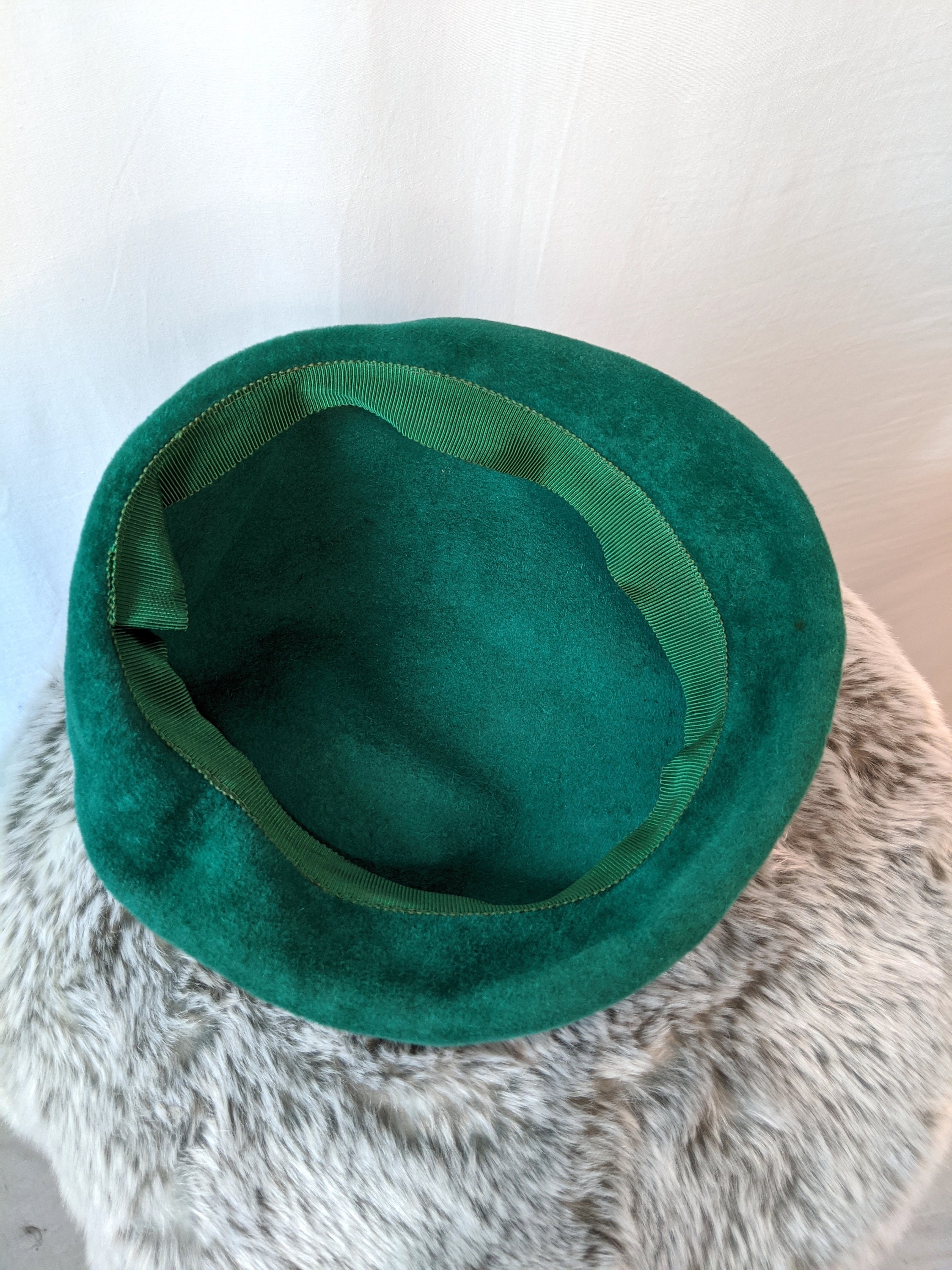 Vintage 60s Beret Hat ,1960s Green Hat Kelly Hat ,1960s Fur Felt Hat ,60s Beret Hat Vintage Winter Hat ,fall Retro, 60s Mod Hat - Etsy Vintage 60s Beret Hat ,1960s Green Hat Kelly Hat ,1960s Fur Felt Hat ,60s Beret Hat Vintage Winter Hat ,fall Retro, 60s Mod Hat - Etsy