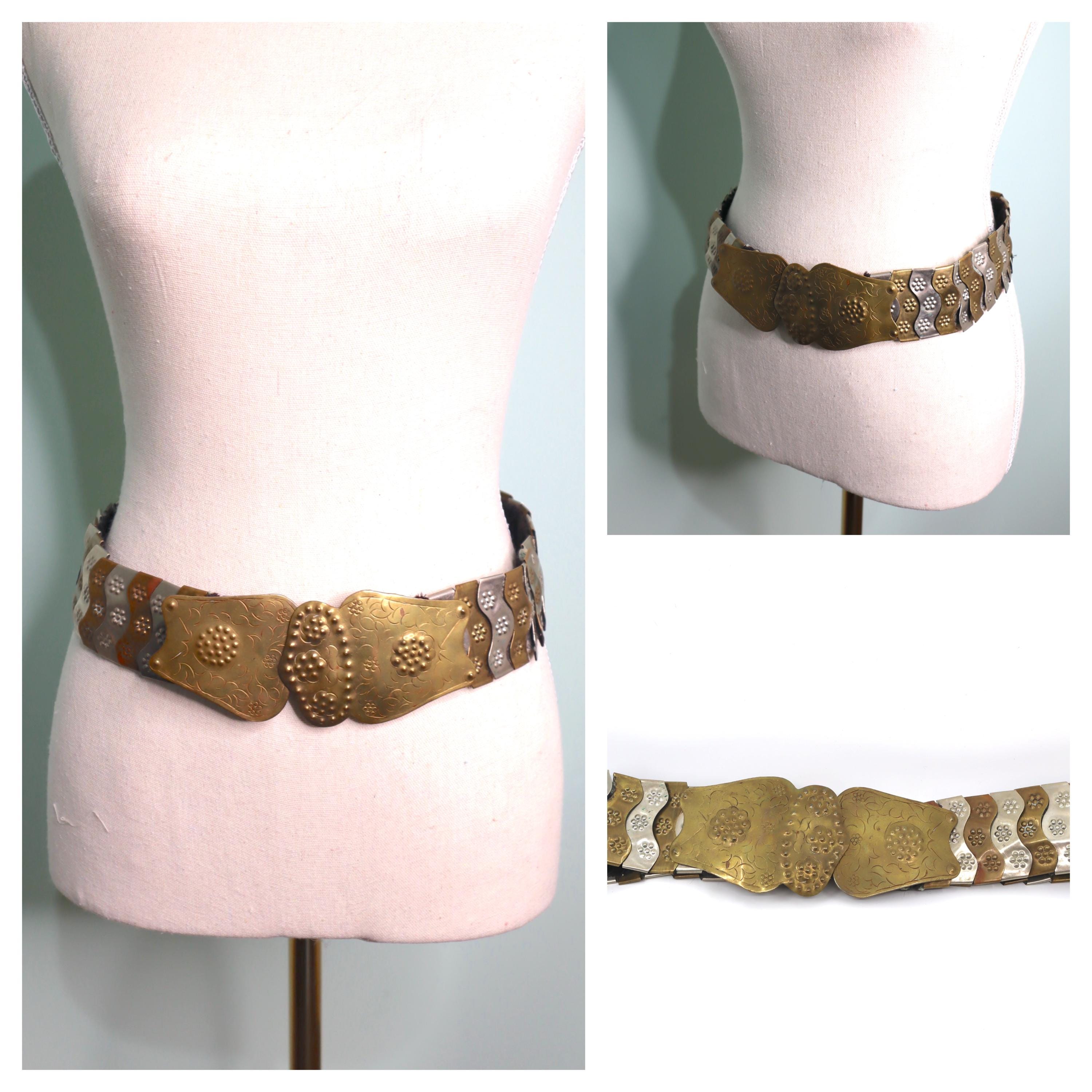 Vintage Hammered Modernist Hook Waist Belt VINTAGE 80s WIDE Metal Statement Belt - Brutalist Inspired  main image 2