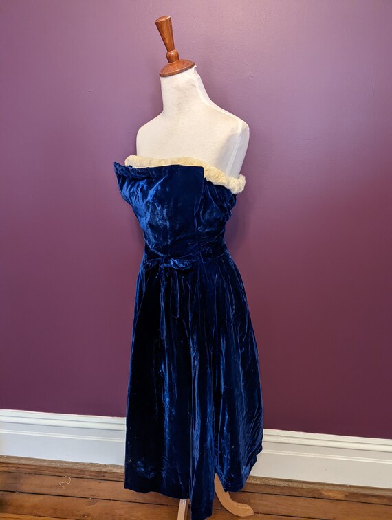 Vintage 50s Blue Velvet Dress  1950s Dress ' SUZY… - image 3