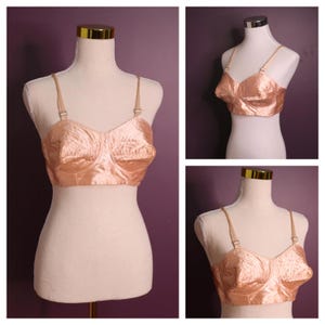 トップス 1930-1940s French bra top 1930-1940s French bra top Vintage 1930s 1940s French Pink Cotton