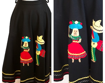 Vintage 50s 60s Skirt,  1950s Mexican Skirt , 50s black Circle Skirt , Vintage Novelty Skirt , Vintage Wool Skirt, Applique Skirt size S