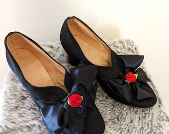 Vintage 1940s Daniel Green Satin Heels, Black Silk Rose Bow, Size 7