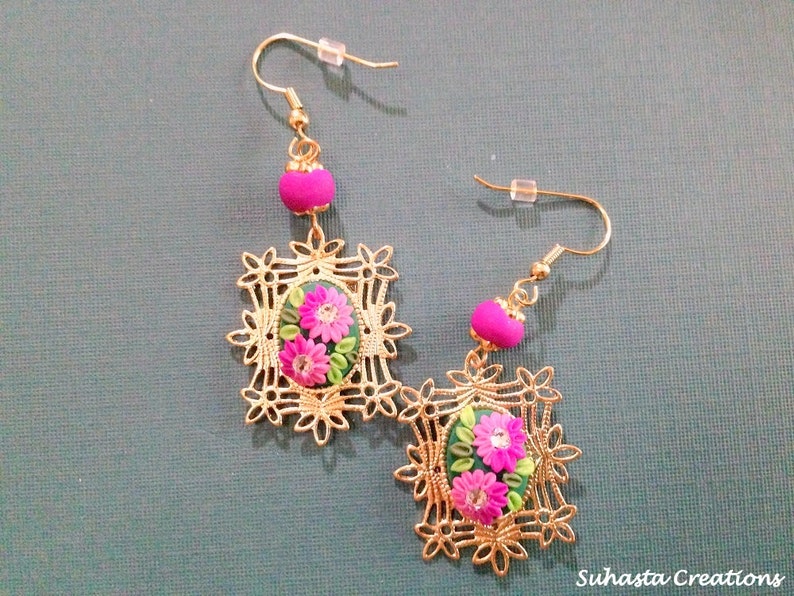 Floral Dangling Clay Earrings, gold and fushia earrings,Floral clay earrings,gold boho earrings,blossom earring,casual or party wear,