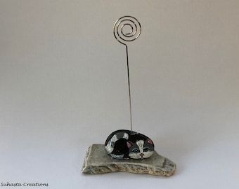 Photo/Card holder Pet Rock Cat painting,Place card,table number,swirl wire card holder,Office desk decor,home decor