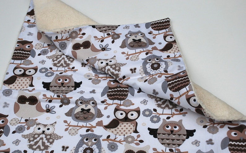 large crawling blanket owls image 4