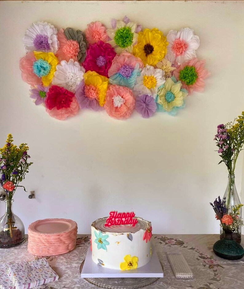 paper-flowers-birthday-backdrop-birthday-party-babyshower-garden