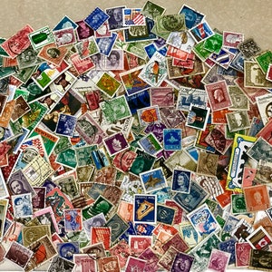 Worldwide Vintage Stamps No Duplicates Used, off paper. Wide variety of sizes and countries image 2