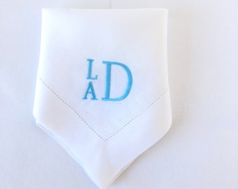 Monogrammed servetten / doek servetten / diner servetten / linnen servetten / tafellinnen / gepersonaliseerde servetten / huwelijksgeschenk / gastvrouw cadeau