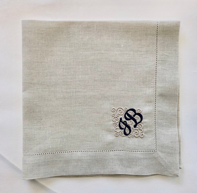 Monogrammed Linen Napkins / Dinner Napkins / Linen Cloth Napkins / Table Linens / Personalized two-letter font napkins / Wedding Gift image 4
