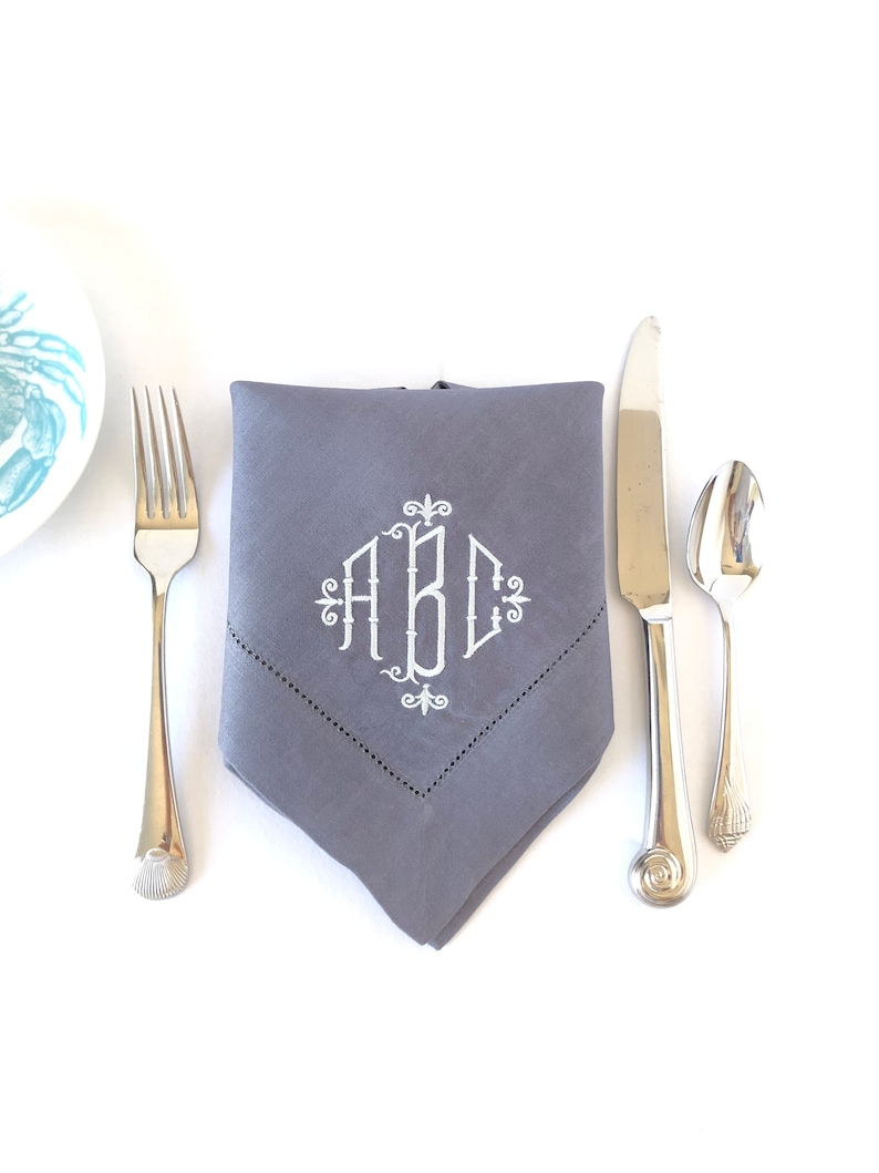 Monogrammed Napkins Cloth Napkins Dinner Napkins Linen Napkins Table Linens Personalized napkins Wedding Gift Hostess Gift